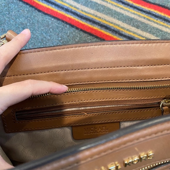 Michael kors beige bag - Picture 2 of 2